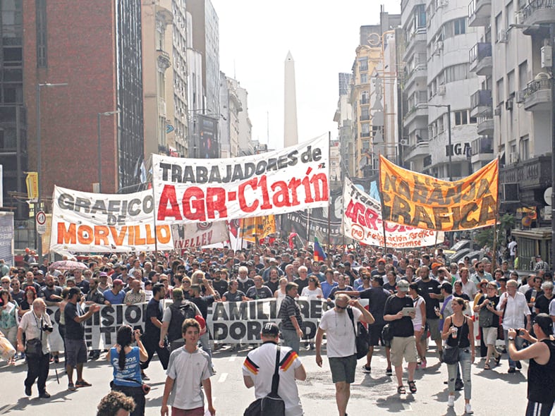 A la marcha adhirieron gremios y partidos de izquierda.