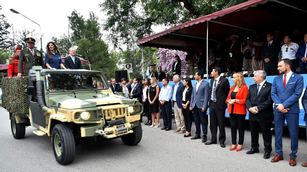 Romero, frente a los concejales en los actos por la Batalla de Salta