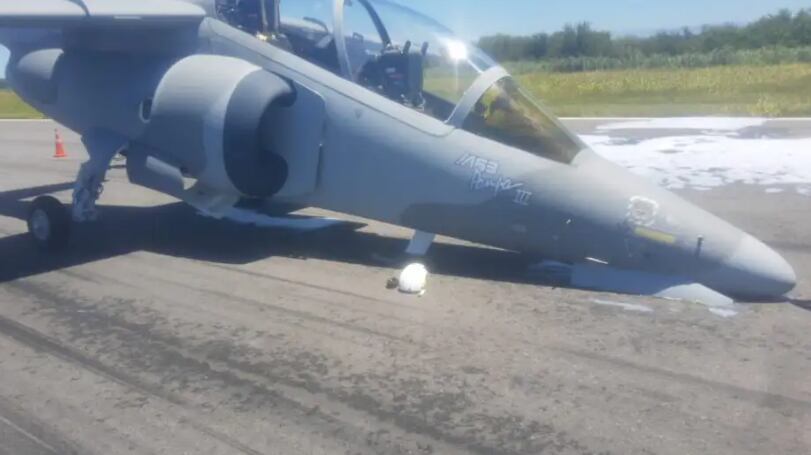 El avión militar de entrenamiento hacía un vuelo de comprobación de rutina indicado por el Centro de Ensayos de la Fuerza Aérea. Imagen: CEDOC.