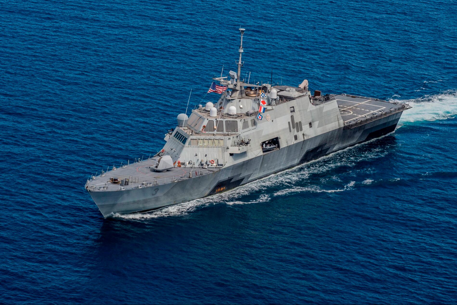 Hasta ahora los buques de EE.UU. justificaron su presencia en el Caribe para hundir a 7 embarcaciones menores y matar a 30 tripulantes