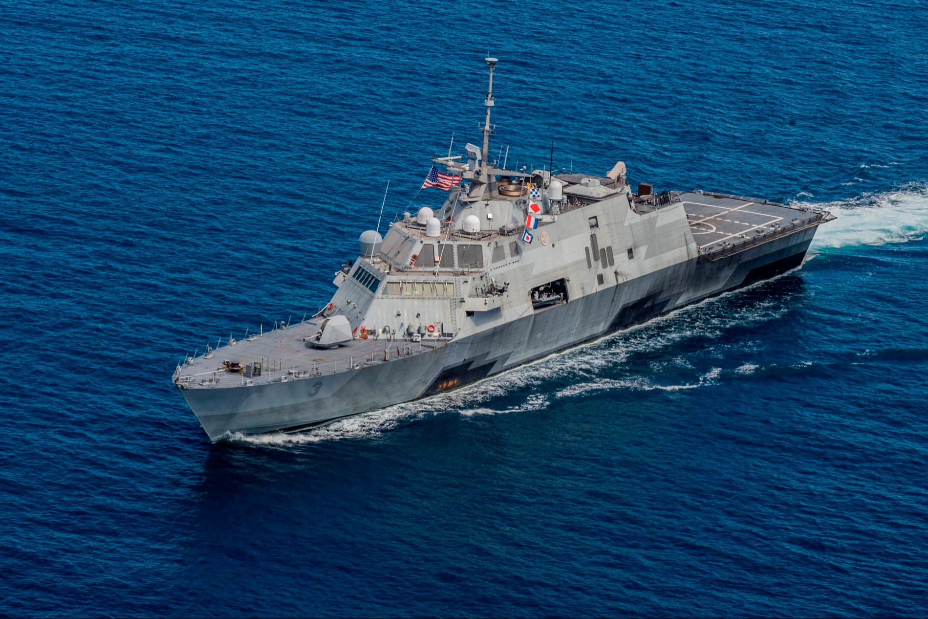 Hasta ahora los buques de EE.UU. justificaron su presencia en el Caribe para hundir a 7 embarcaciones menores y matar a 30 tripulantes