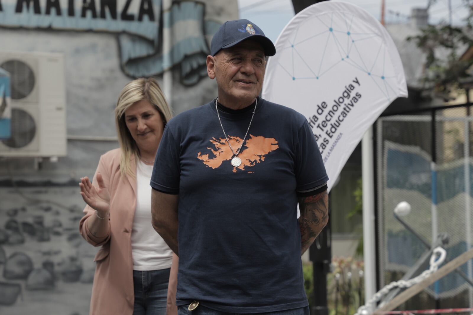 Carlos Farina pide hablar sobre soberanía "en sentido amplio".