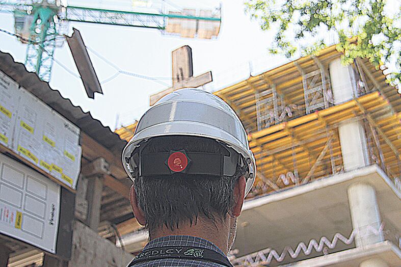 Desarrolladores privados aseguran que la renta financiera les gana a proyectos de construcción.