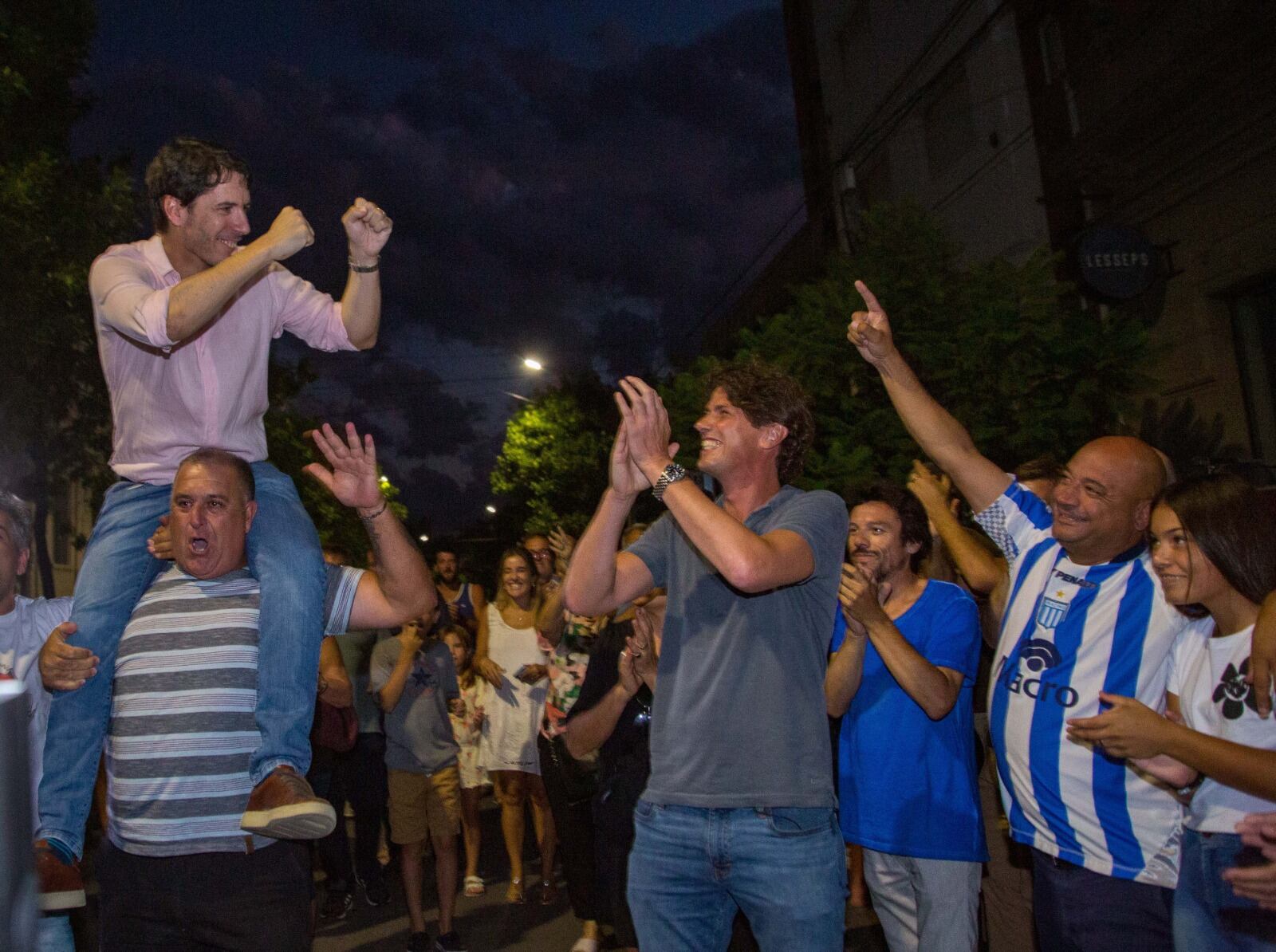El diputado Berhongaray celebró con Lousteau que será el candidato de JxC a gobernador.