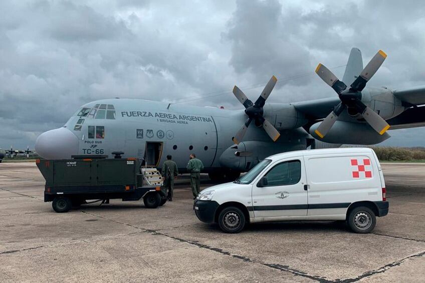 El Hércules de la Fuerza Aérea aterrizó en suelo cubano
