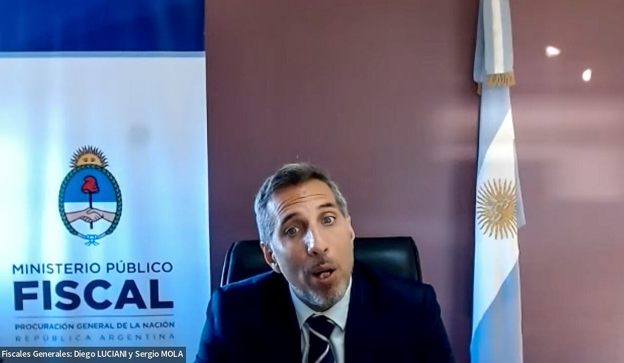 El fiscal Diego Luciani, durante una audiencia.