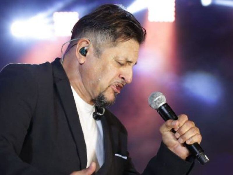El deceso del reconocido cantante fue confirmado en sus propias redes sociales
