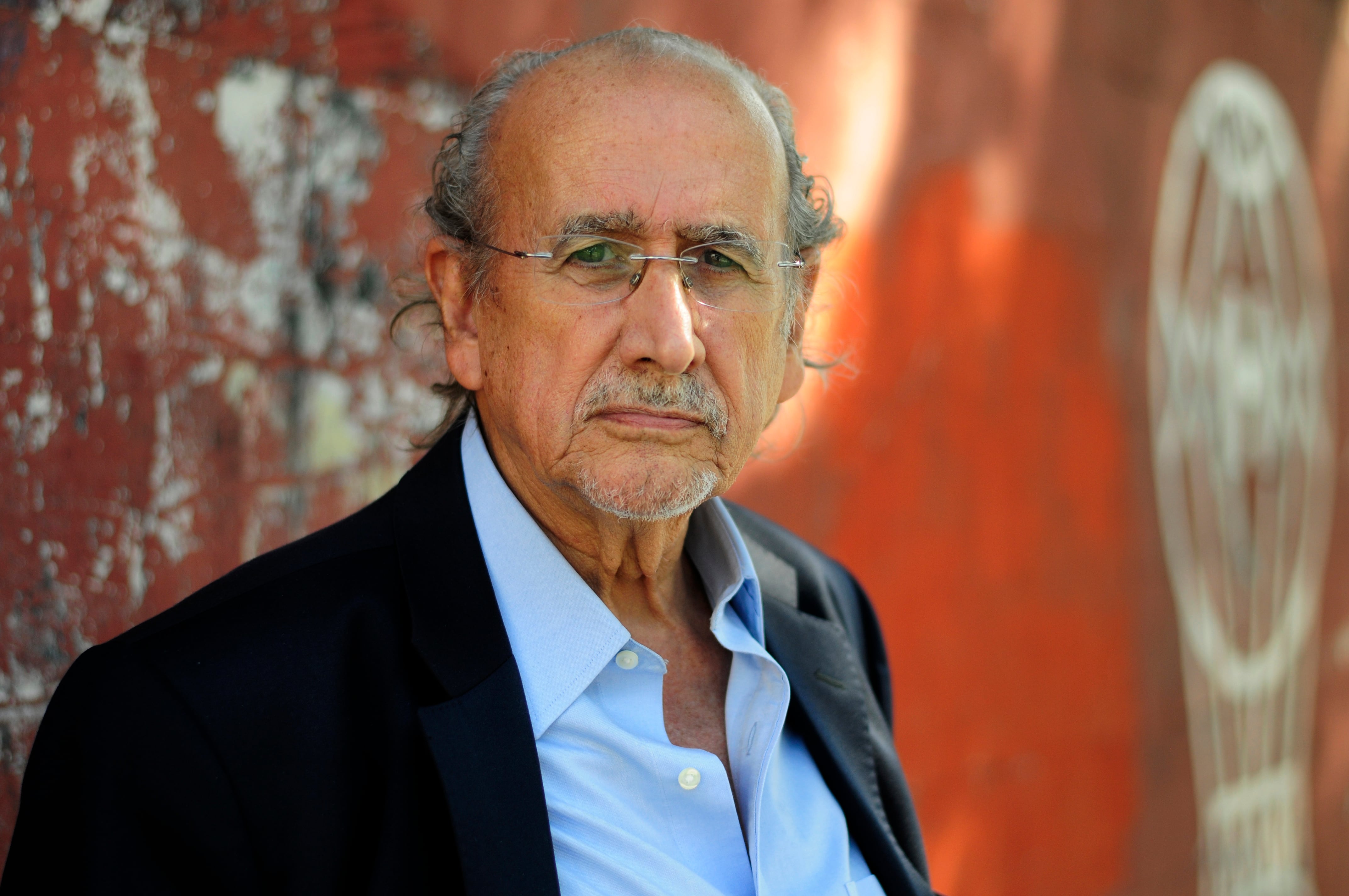 Néstor Vicente, autor prolífico de la historia de Globo.