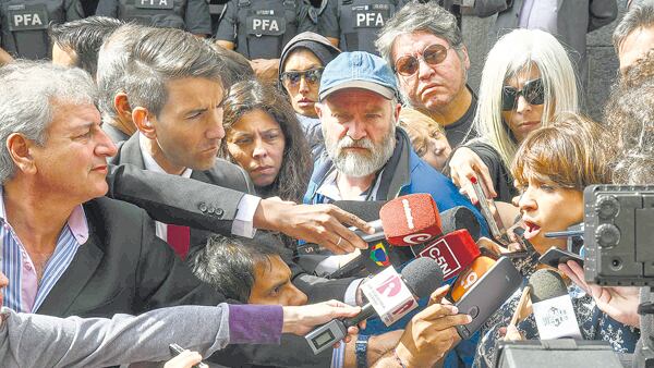 Sergio Maldonado y la abogada Verónica Heredia remarcaron que no modifican su principal hipótesis.