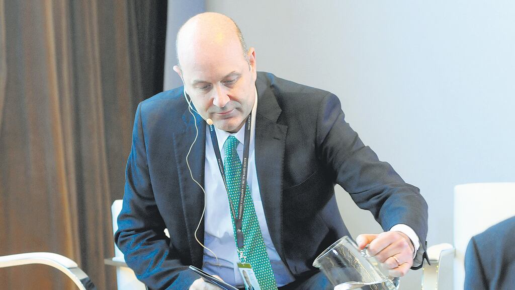 Federico Sturzenegger, presidente del Banco Central, insiste con una estrategia monetaria fallida.