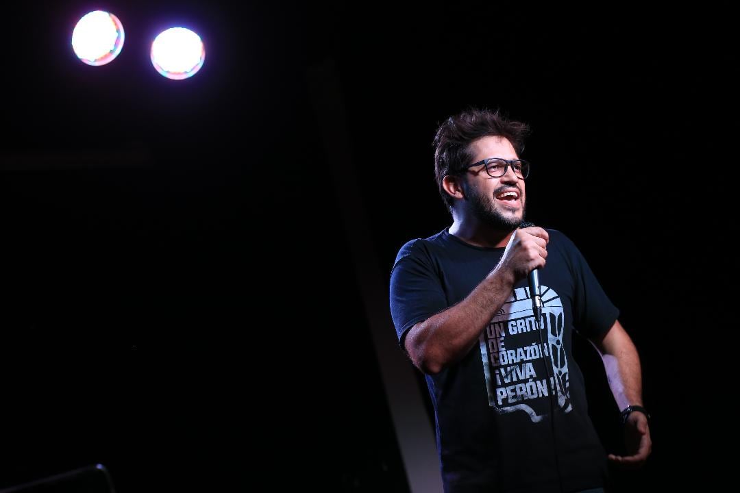 Peroncho, un espectáculo que, a tono con la realidad, cambia día a día. 