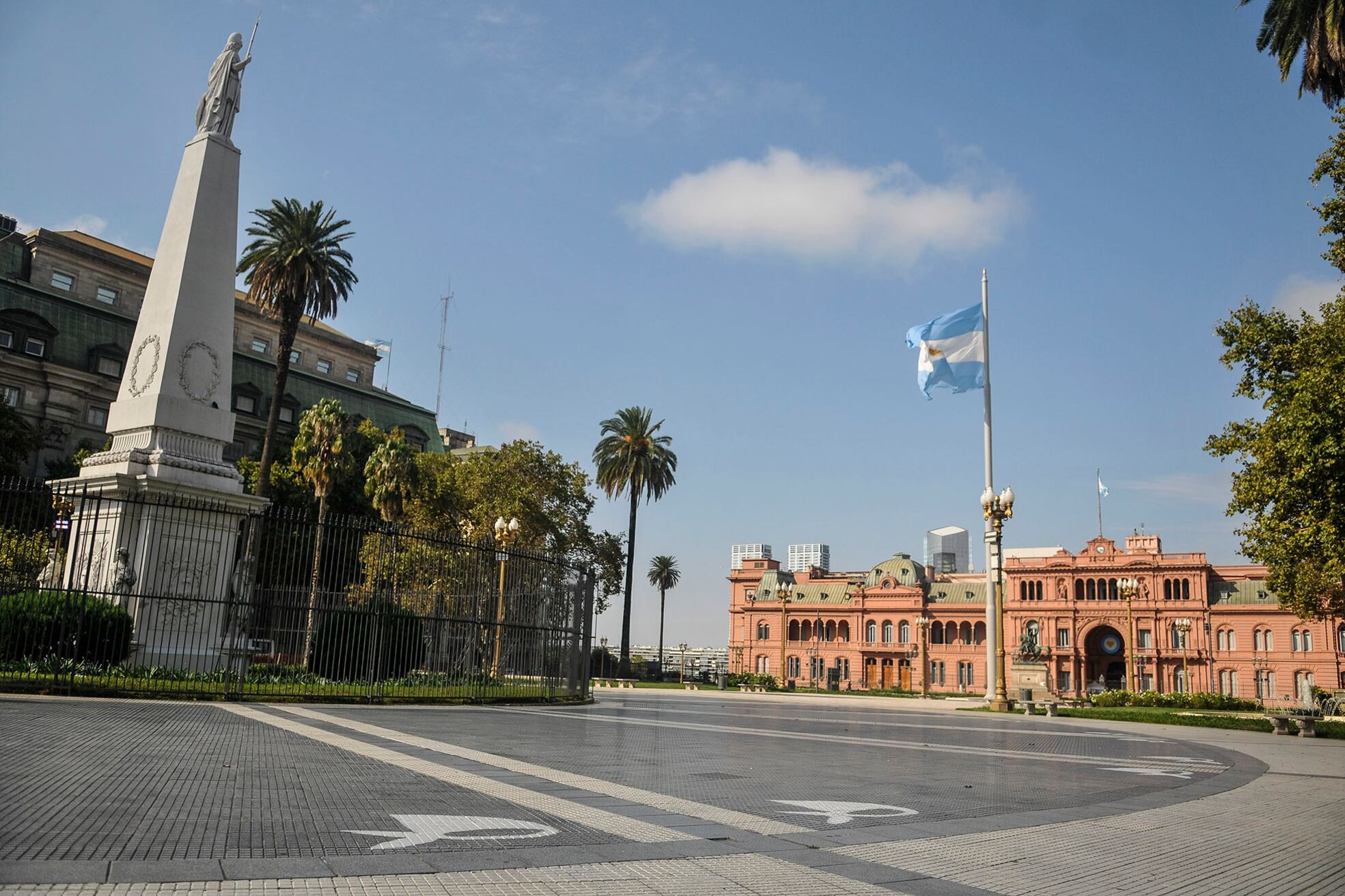 Con la pandemia se reactualiza aquélla frase de los '70 de “todo el Estado que sea necesario y todo el mercado que sea posible”.