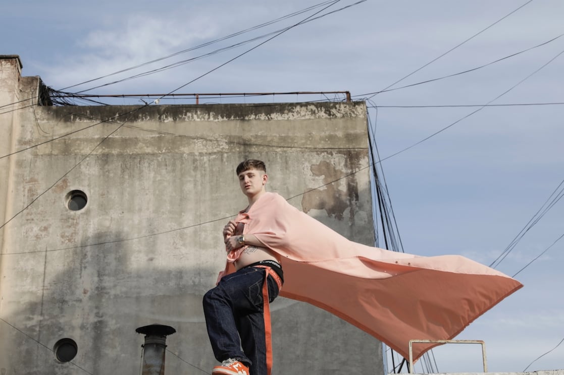 Dillom acaba de sacar su Ep "Ad honorem Vol 1"