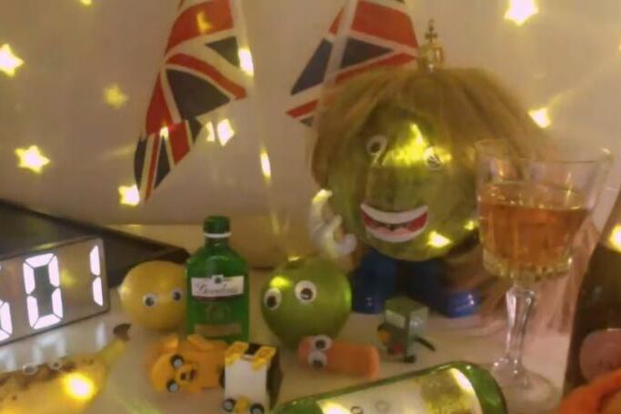 Daily Stars apostó que Liz Truss duraría en el cargo menos de lo que tardaría una lechuga en descomponerse. Imagen: captura de video. 