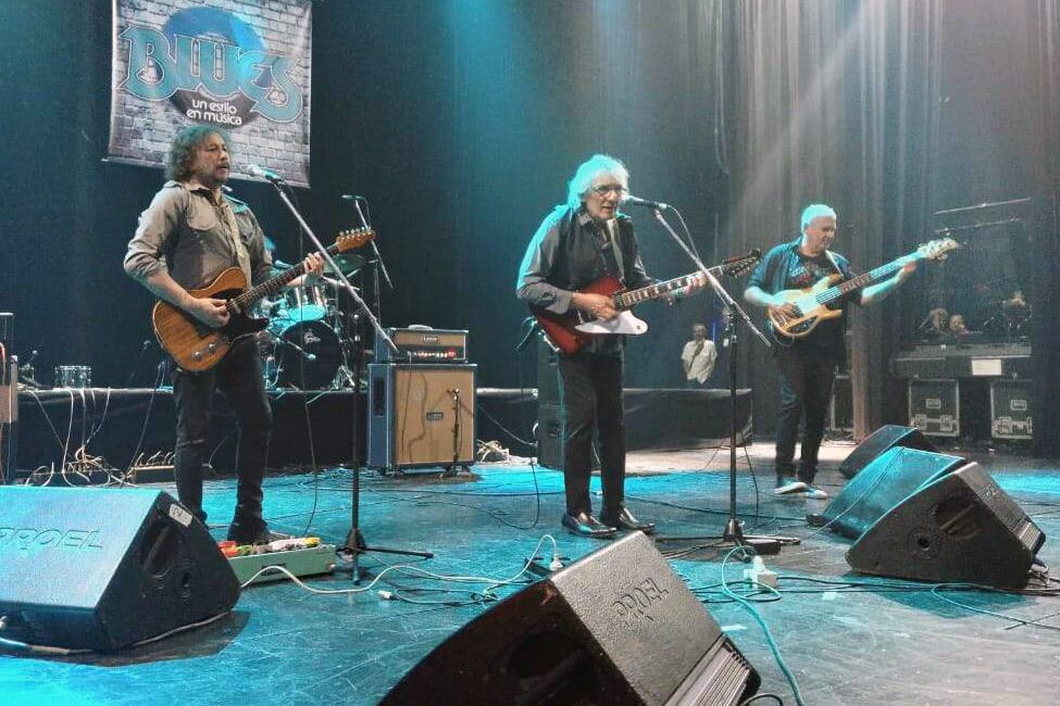 Ricardo Soulé y su banda actual, La Bestia Emplumada.                                        Imagen: Gentileza Gabriel Imparato. 
