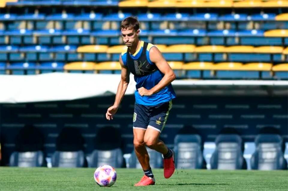 Komar es considerado "un jugador a recuperar" por el cuerpo técnico canaya.