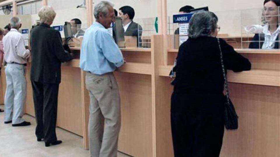 Aumentan 12,2% las jubilaciones desde junio.