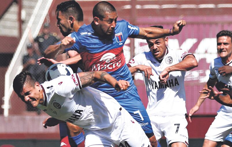 El partido fue parejo en el Sur.