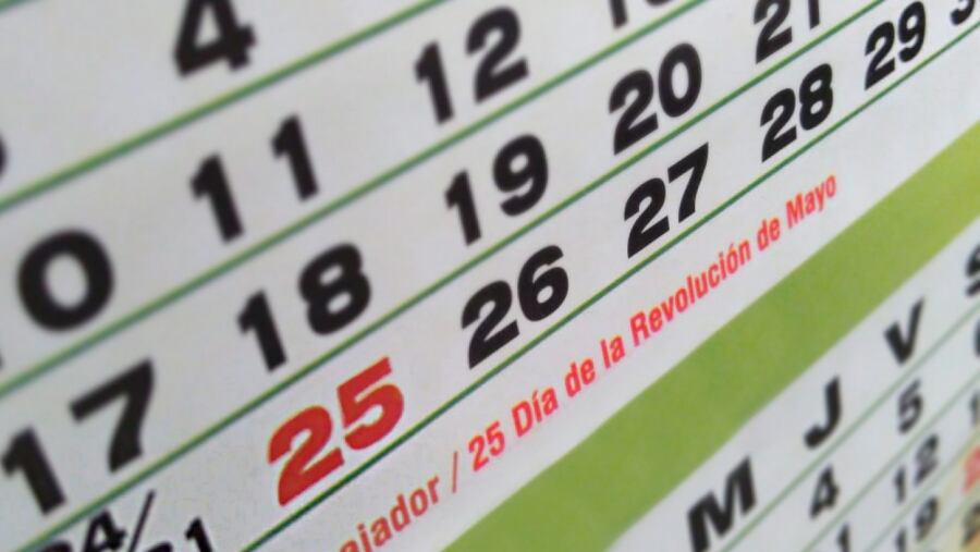 Según el calendario oficial, el próximo feriado es el sábado 25 de mayo, fecha en que se celebra la "Revolución de Mayo". (Foto: Freepik)