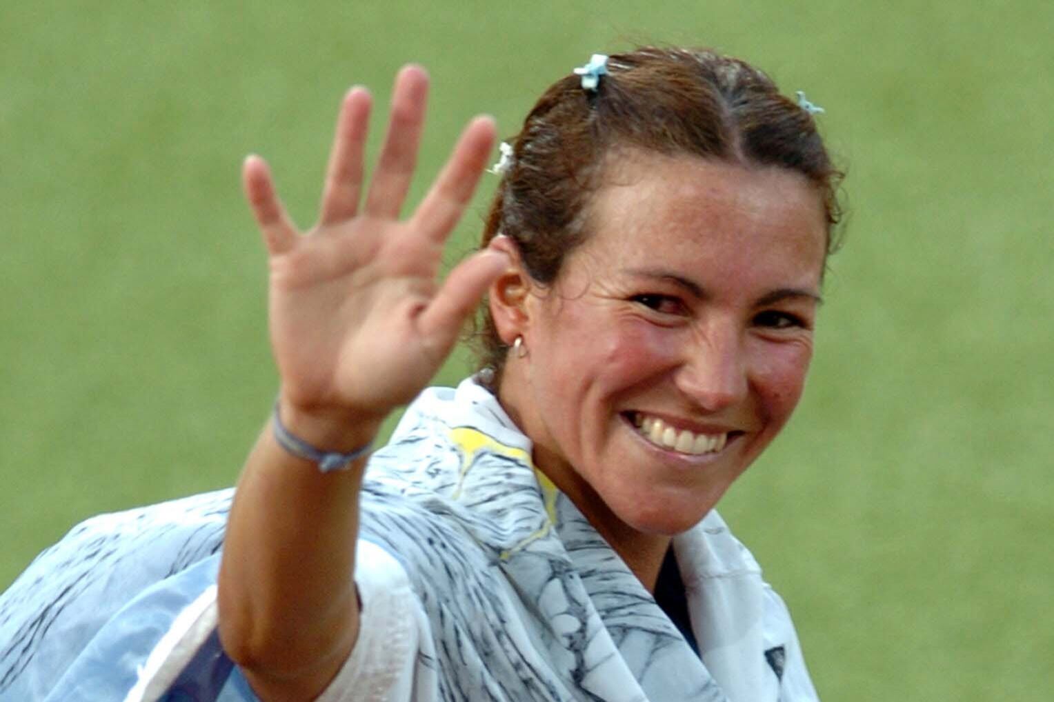 Magui Aicega y la bandera argentina, un símbolo de su vida con Las Leonas.