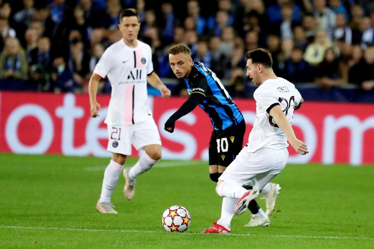 El argentino estrelló un remate en el palo