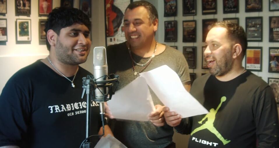 Stand Up villero plantea problemas sobre no suele hablarse.