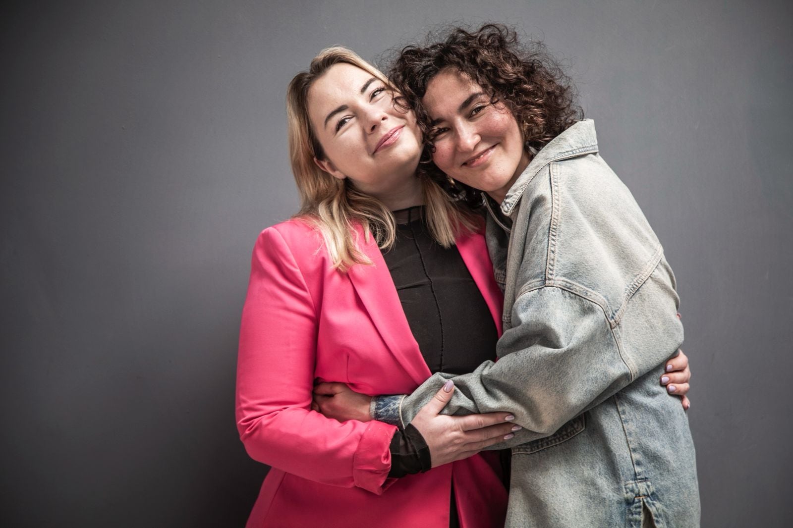 Guzel y su esposa tienen un restaurante ruso