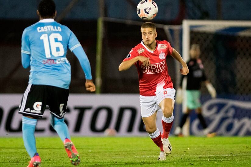 El momento del rescate del jugador uruguayo