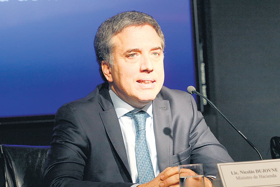 Nicolás Dujovne y un desafío que ni siquiera con el acuerdo con el FMI alcanzaría para resolver.