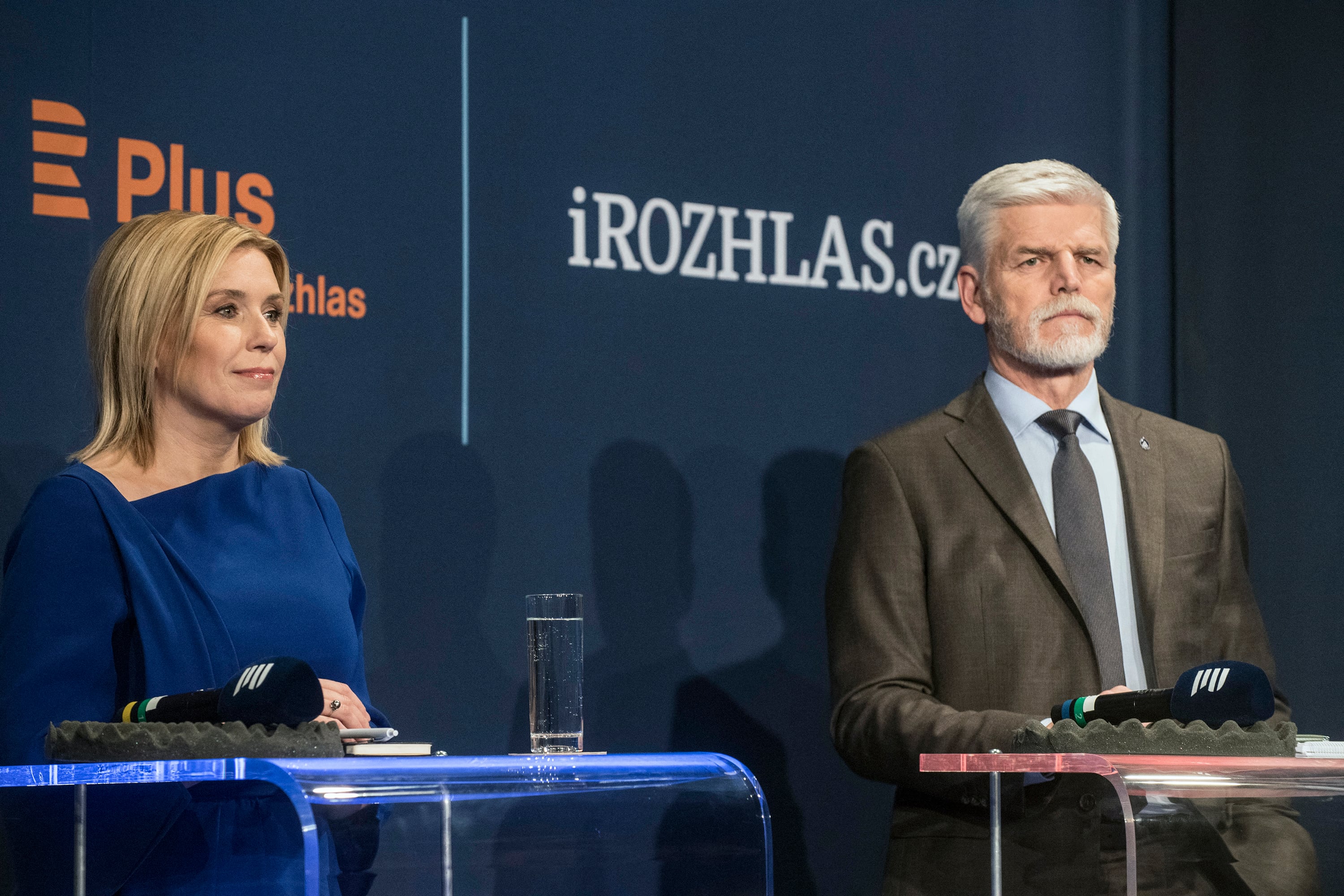 Nerudova y Pavel en el debate presidencial de este viernes.