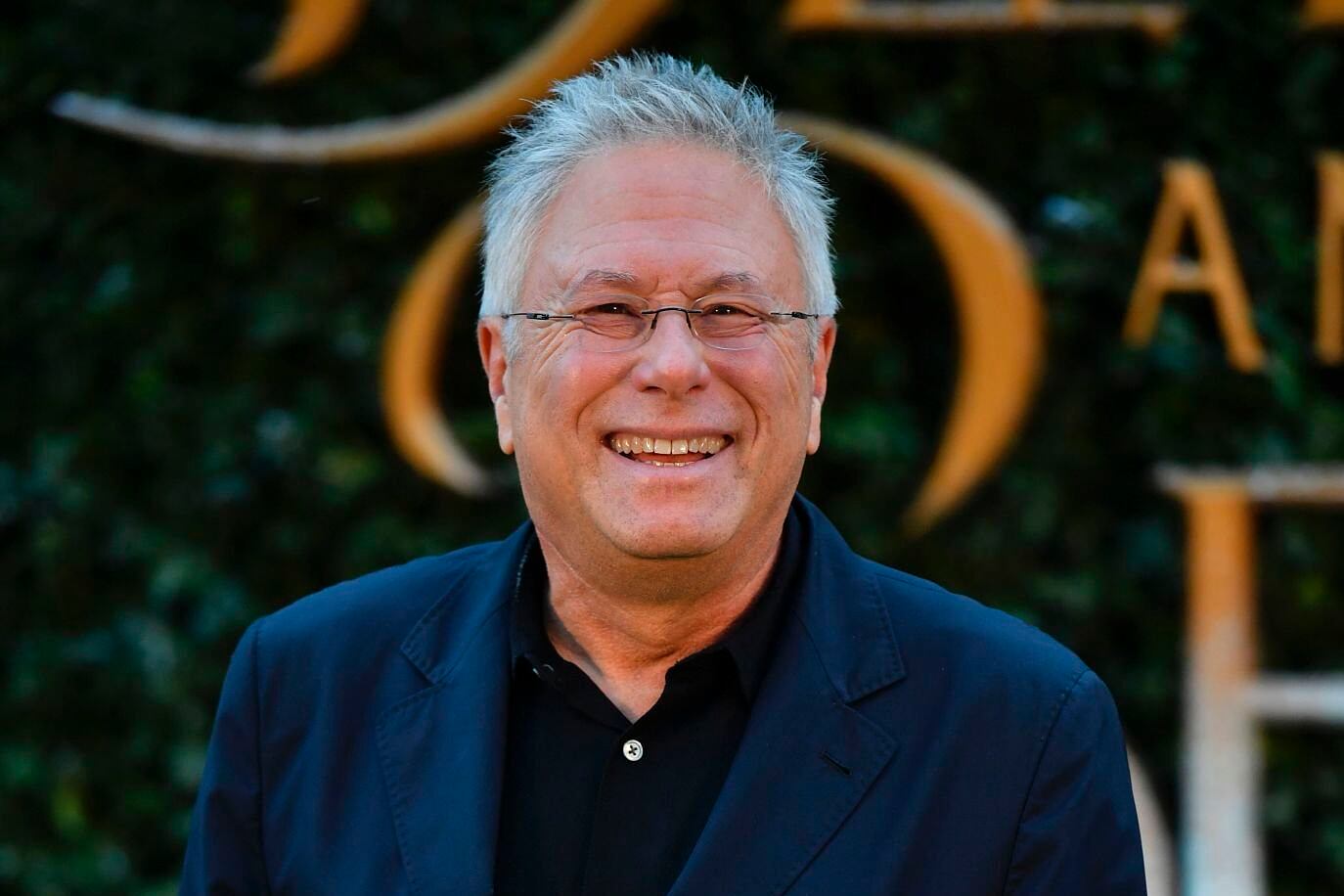 "Le debo a mis habilidades usarlas. He estado haciendo esto tanto tiempo que realmente no tengo pasatiempos”