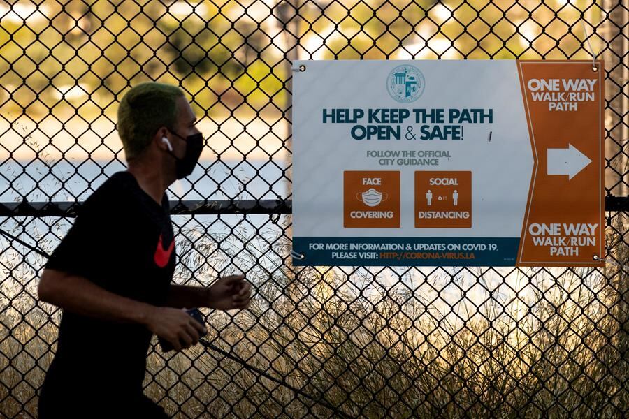 El foco de la pandemia en Estados Unidos se desplazó ahora de la costa este a California.