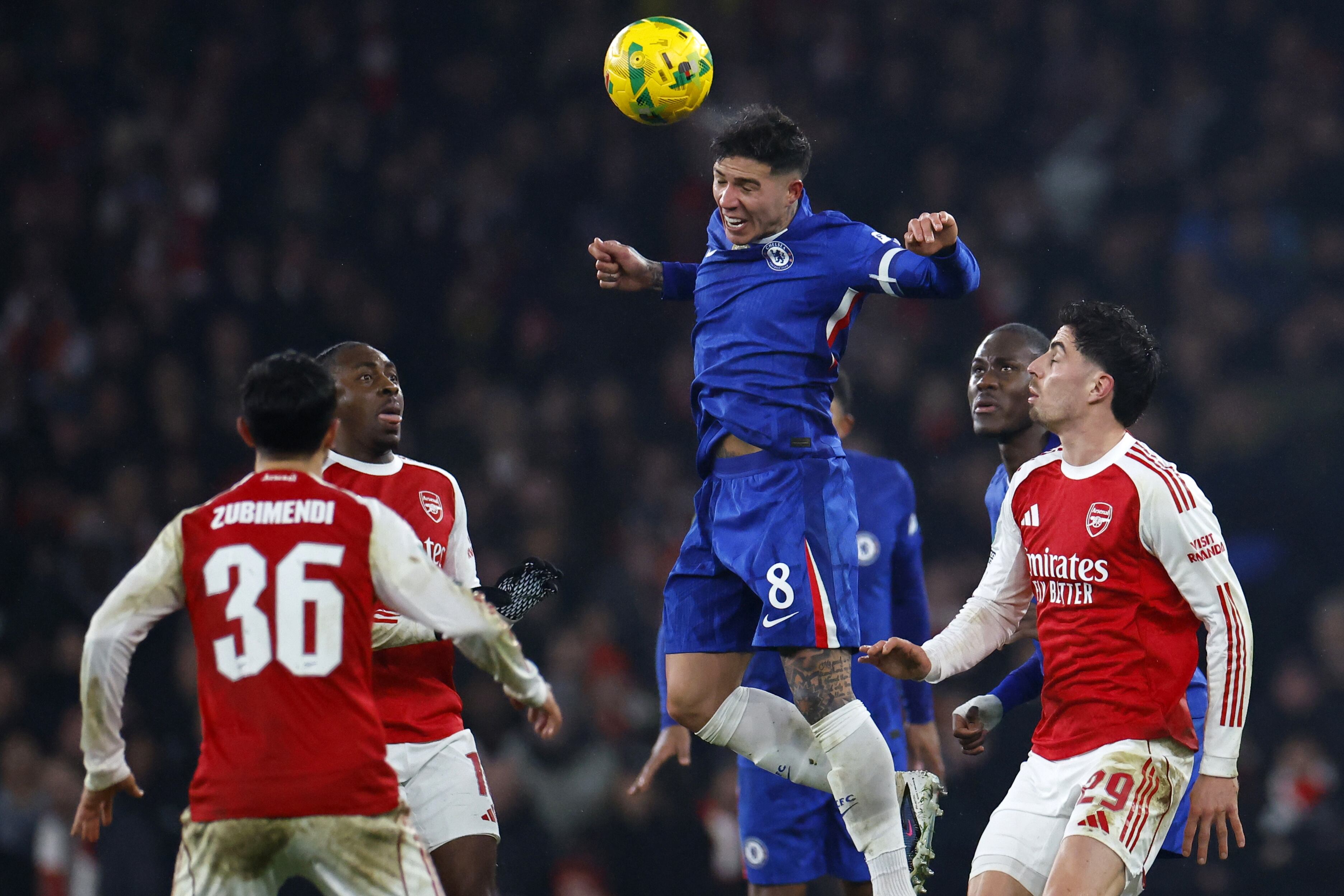 LONDON (United Kingdom), 03/02/2026.- Enzo Fernandez of Chelsea in action during the English EFL Cup semi-final second leg soccer match between Arsenal FC and Chelsea FC, in London, Britain, 03 February 2026. (Reino Unido, Londres) EFE/EPA/TOLGA AKMEN EDITORIAL USE ONLY. No use with unauthorized audio, video, data, fixture lists, club/league logos, 'live' services or NFTs. Online in-match use limited to 120 images, no video emulation. No use in betting, games or single club/league/player publications.