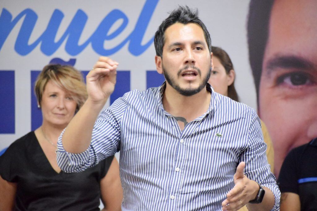 Emanuel Coliñir sacó 60 por ciento de los votos.