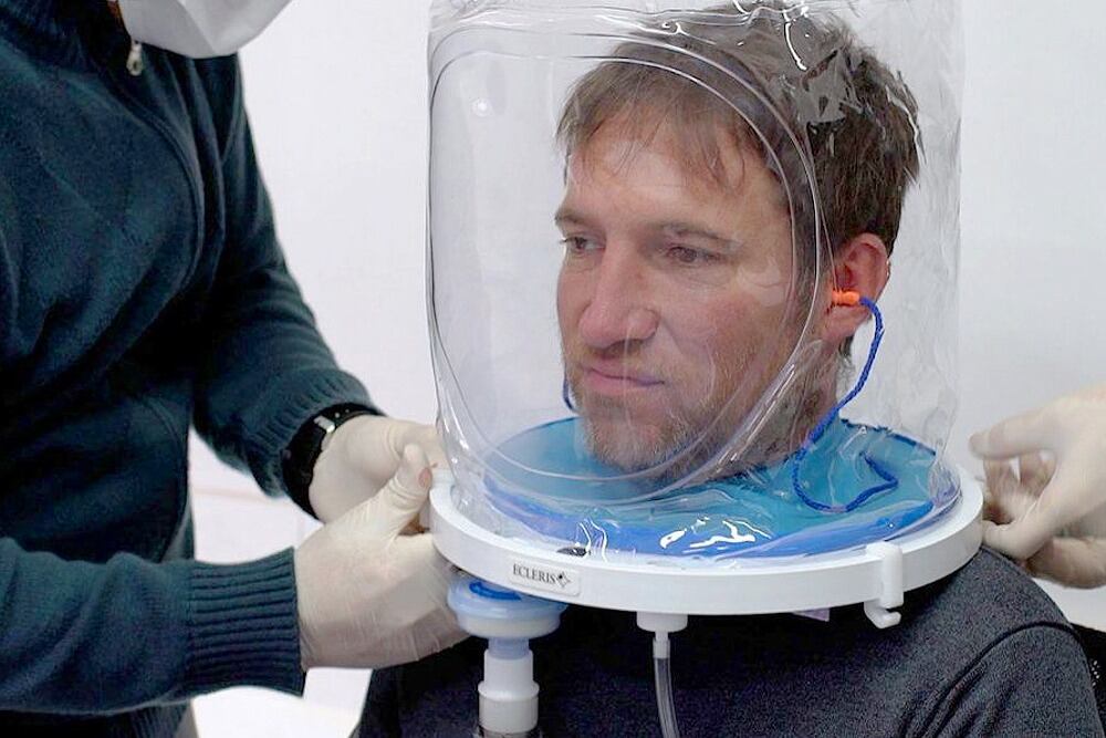 La provincia compró cascos de ventilación para pacientes que necesiten oxígeno 