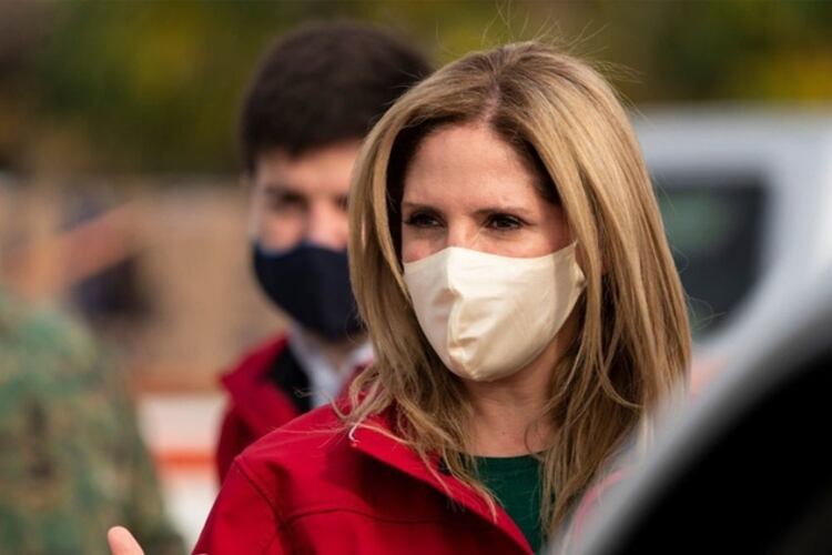 Santelices hizo carrera en la UDI, partido que reivindica la dictadura de su tío abuelo.