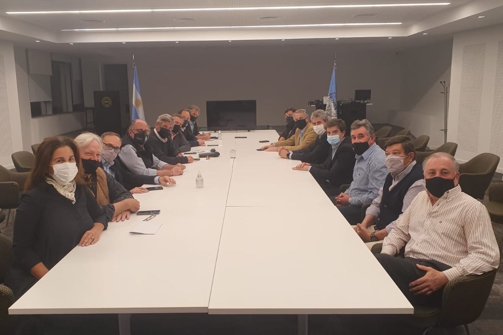 La reunión que mantuvieron la Mesa de Enlace con el Consejo Agroindustrial.