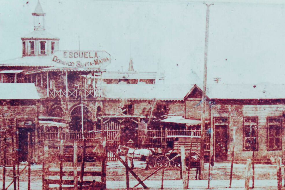 La escuela que albergó a miles de personas durante la huelga y que fue escenario de la matanza. 