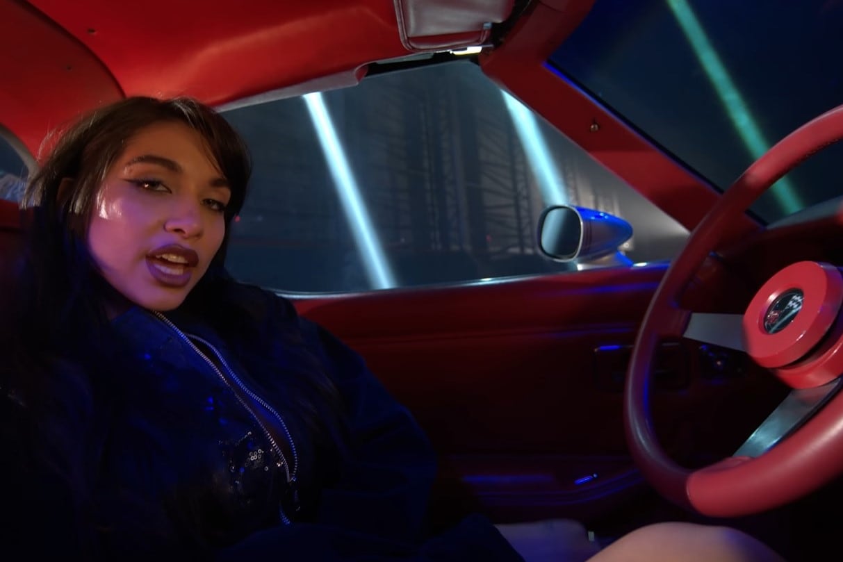 Becerra, parte del soundtrack de "Rápidos y furiosos X" (Captura videoclip "Te cura").