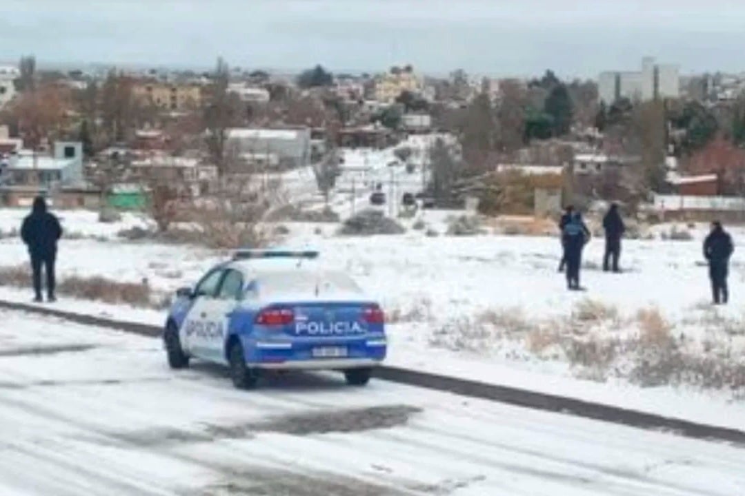 La policía de Santa Cruz localizó el cuerpo del muchacho fallecido en Río Gallegos.