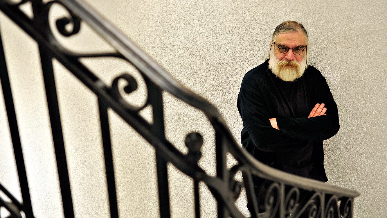 Ianni es teatrista, gestor cultural y docente.