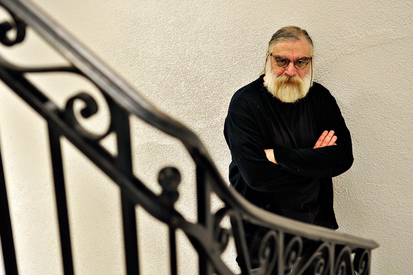 Ianni es teatrista, gestor cultural y docente.