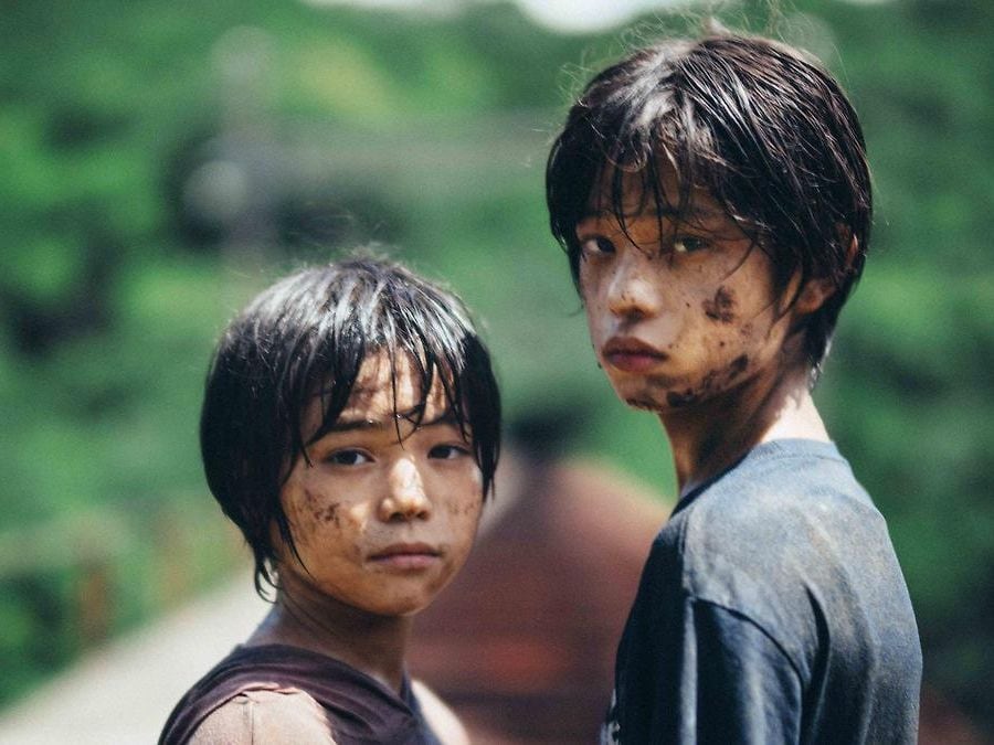 Yori (Hiiragi Hinata) y Minato (Kurokawa Soya), protagonistas de "La inocencia". 