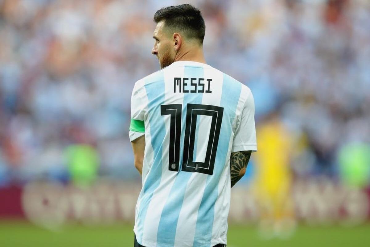 La pelota de Deportivo 750 comienza a rodar este domingo, de 10 a 13.