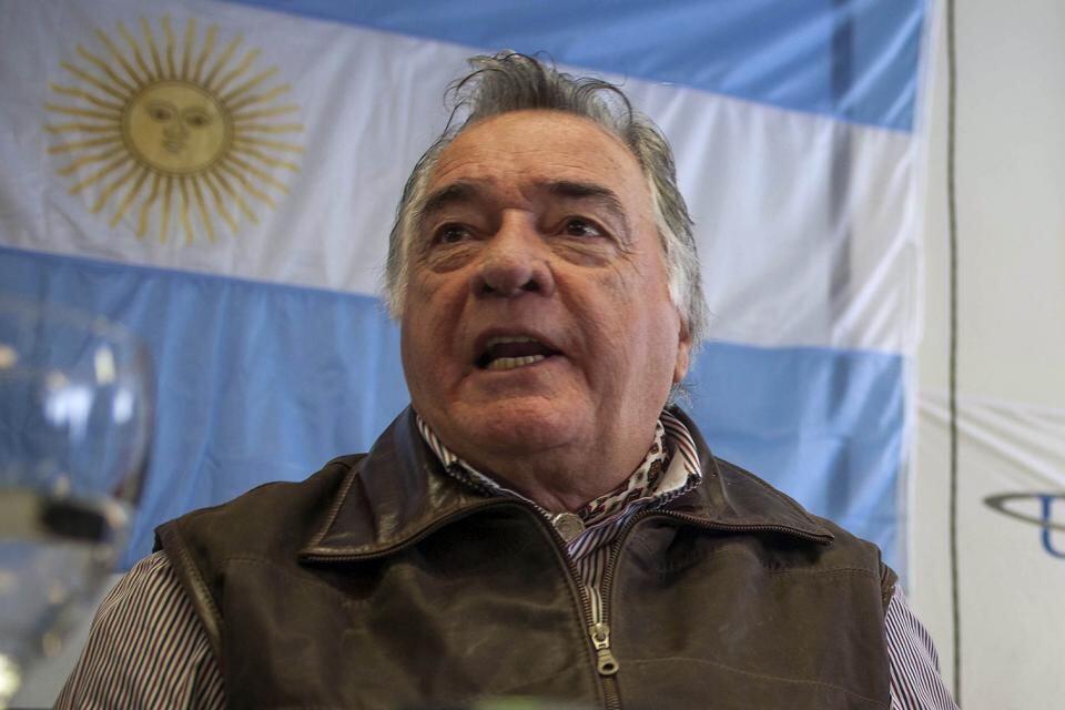 El secretario general de la Unión de Trabajadores del Turismo, Hoteleros y Gastronómicos de la República Argentina busca reunirse con el Presidente.