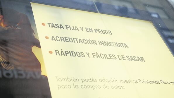 Una de las críticas de CAME a los bancos es por cobrar comisiones por los depósitos en efectivo.