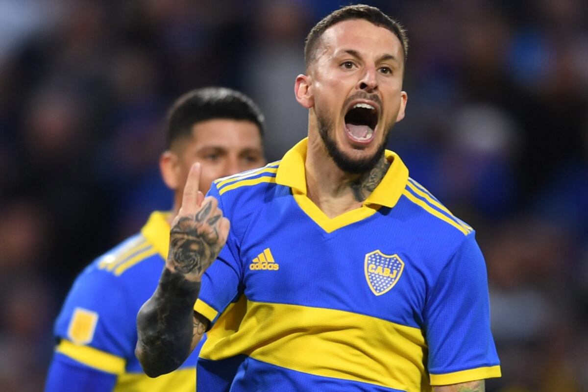 Darío Benedetto será titular esta noche ante Everton.