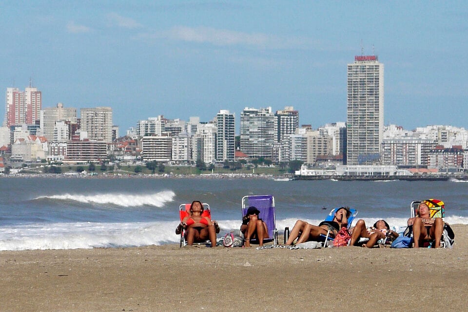 Entre los que vacacionan en el país, la costa es el destino más elegido.