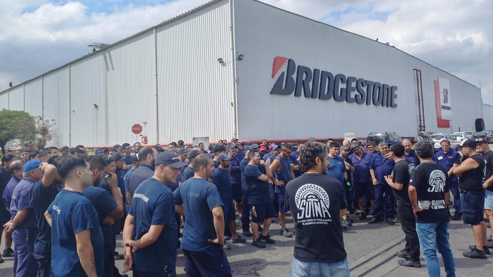 Este miércoles, 80 trabajadores perdieron su empleo, agravando la crítica situación del sector