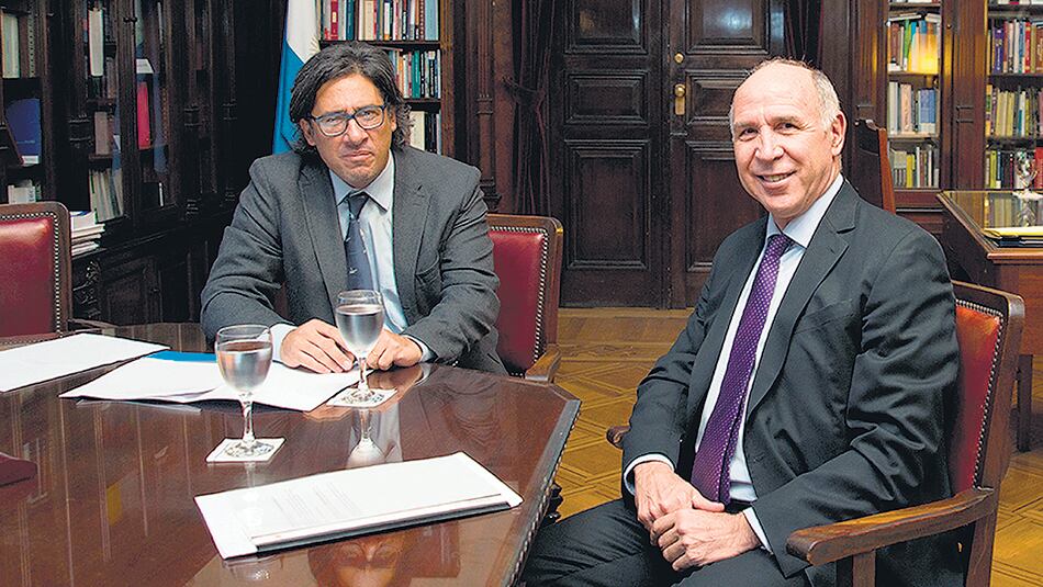 En medio de la tensión en Justicia y Gobierno, Ricardo Lorenzetti se reunió ayer con el ministro Garavano.